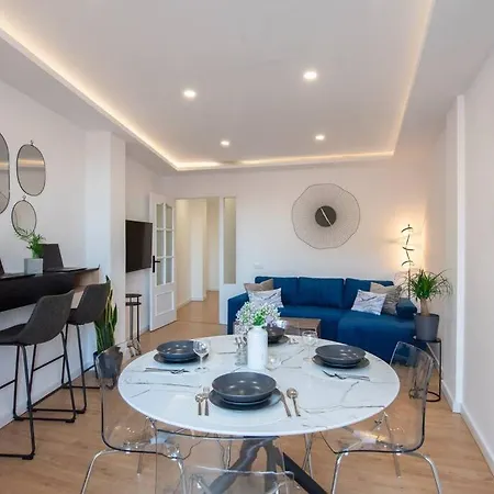 +25y Only, Family Flat Near The * Barcelona