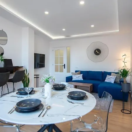+25y Only, Family Flat Near The Apartment