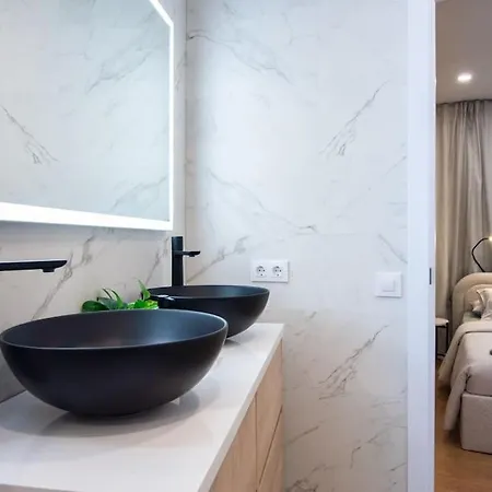 +25y Only, Family Flat Near The Apartment Barcelona