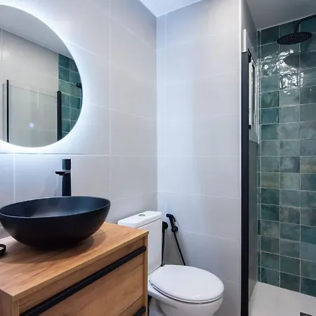 Apartment +25y Only, Family Flat Near The Barcelona