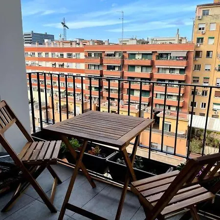 +25y Only, Family Flat Near The